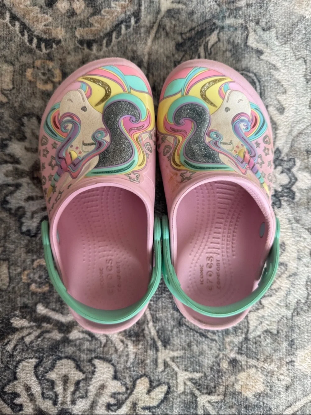 Toddler Girl Pink Unicorn Crocs - Picture 4 of 9